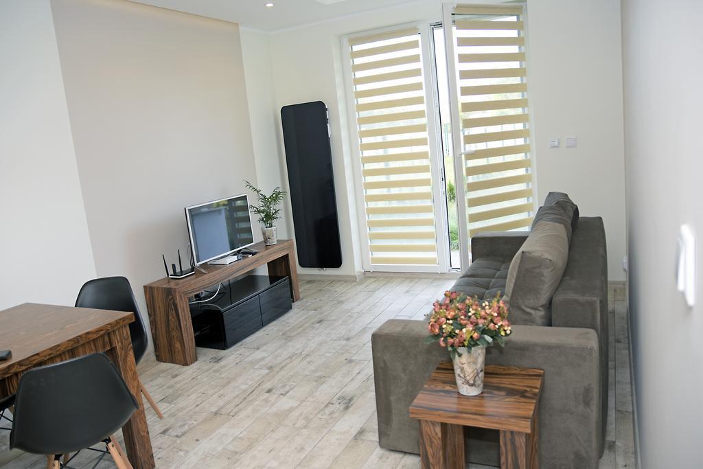 Apartament Umbria 1 Apartment Тичи Екстериор снимка